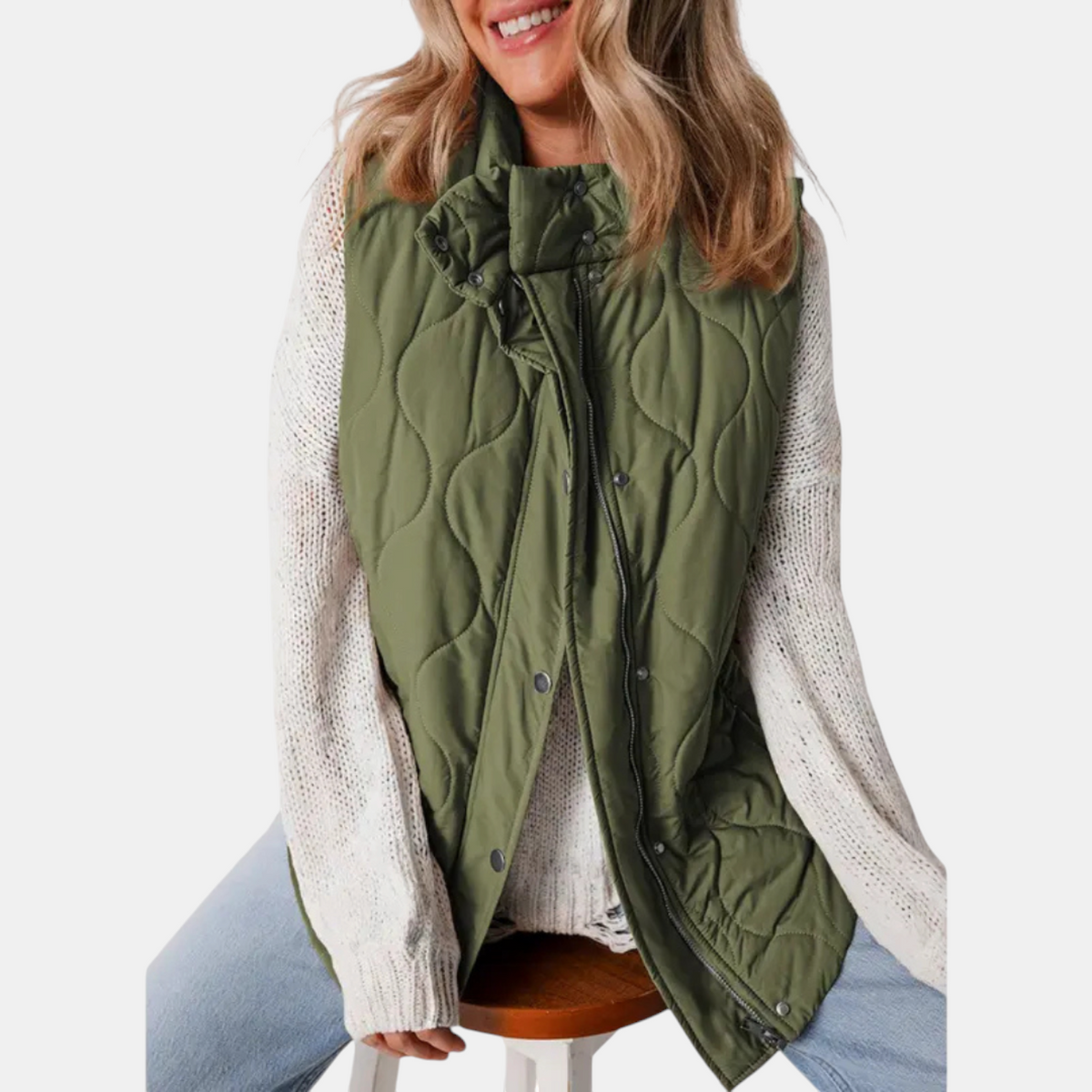Puffer vest detail