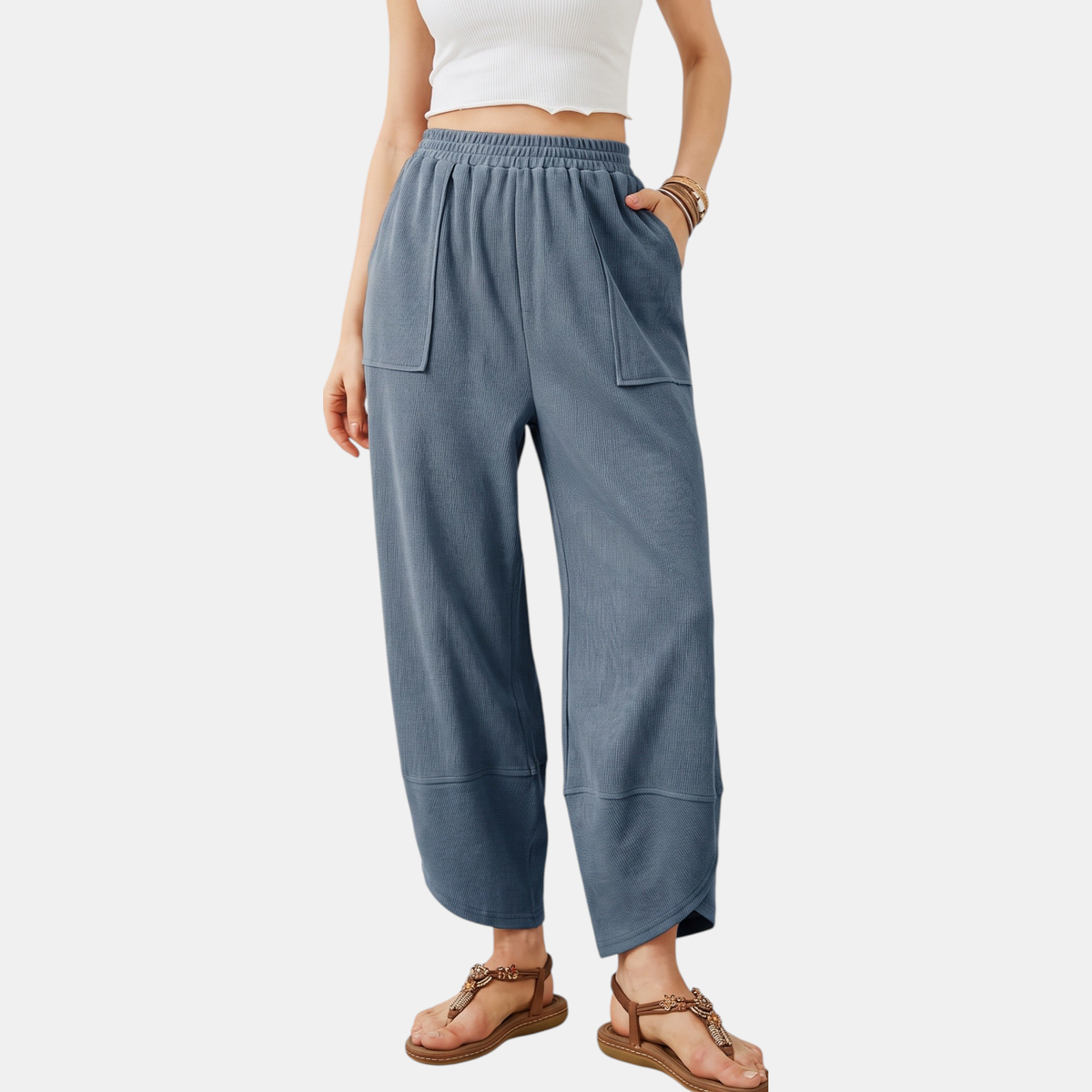 Women's Wide Leg Ribbed Knit Cropped Trousers with Patch Pockets